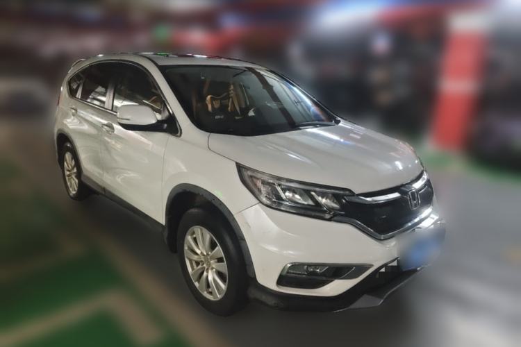 Used Honda CR-V 2015 2.0L two-wheel drive Fashion Edition Front Right 45 Deg