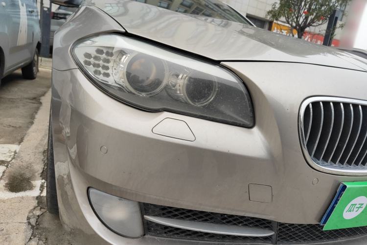 Used BMW 5 Series 2012 535Li Leading Model

