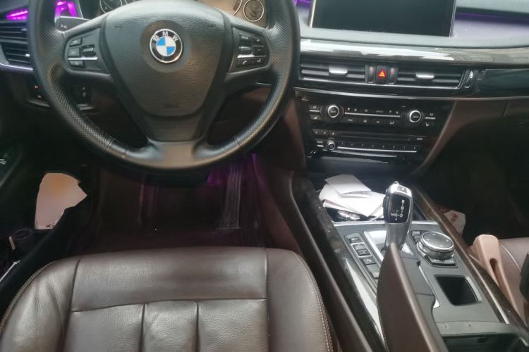 Used BMW X5 2015 xDrive28i
