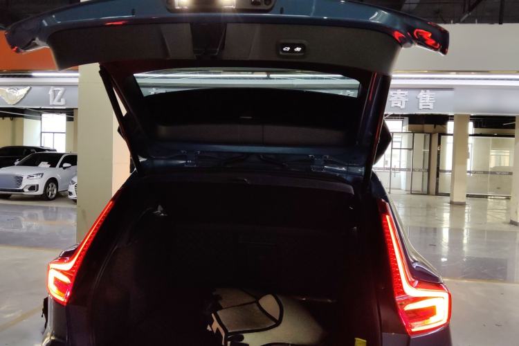 Used Volvo XC40 2023 B3 Smart & Stylish Edition
