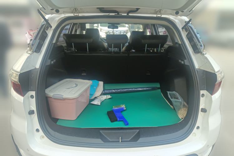 Used JMC Yusheng S330 2016 1.5L GTDi Automatic Two-Wheel Drive Prestige Edition
