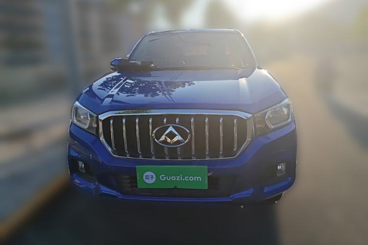 Used SAIC MAXUS T60 2017 2.0T Gasoline Automatic Two-Wheel Drive High-Ride Comfort-Grade Standard Cabin