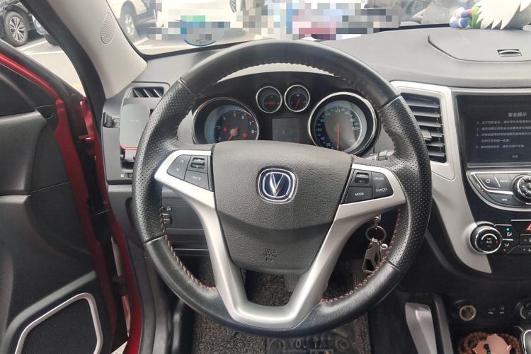 Used CHANGAN CS35 2015 1.6L Automatic Luxury Model China IV Standard Steering Wheel