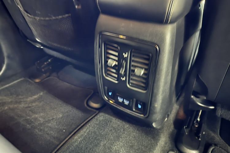 Used Jeep Grand Cherokee 2014 3.0TD Diesel Comfort Navigation Version