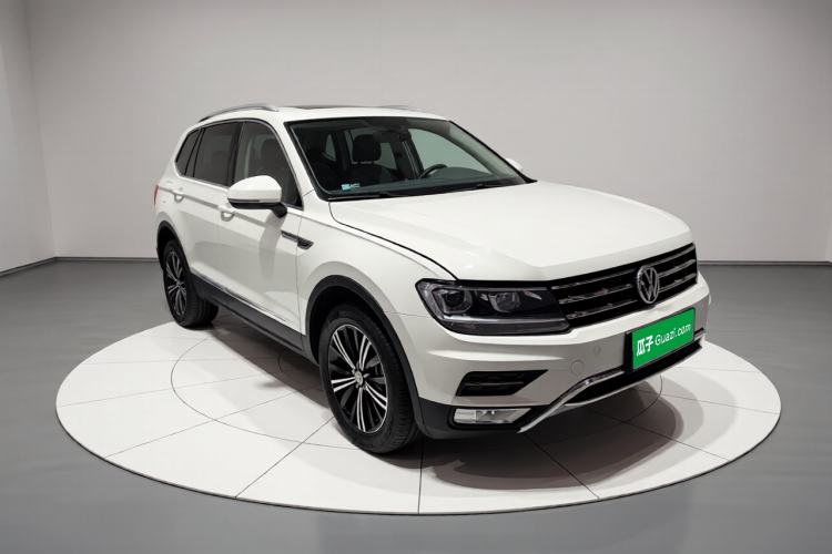 Used Volkswagen Tiguan L 2020 330TSI Automatic Two-Wheel Drive Panoramic Comfort Edition China VI Standard Exterior 1
