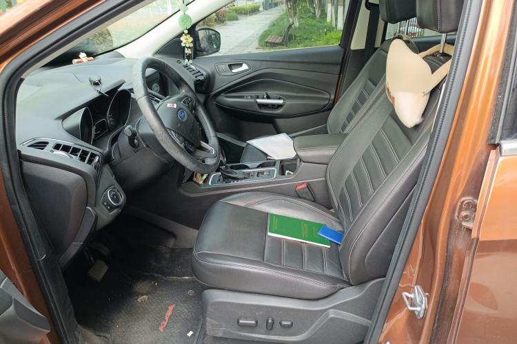 Used Ford Kuga 2018 Facelifted EcoBoost 180 Two-Wheel Drive Luxury Wing Edition Left Front Seat