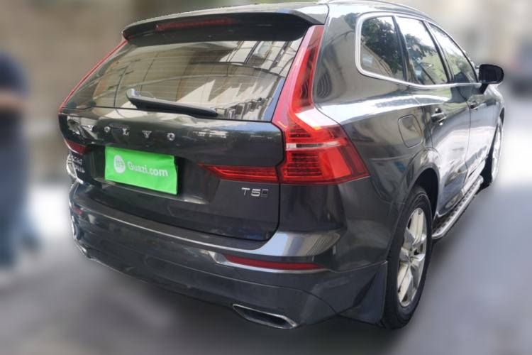 Used Volvo XC60 2019 T5 4x4 Smart Edition China V Standard

