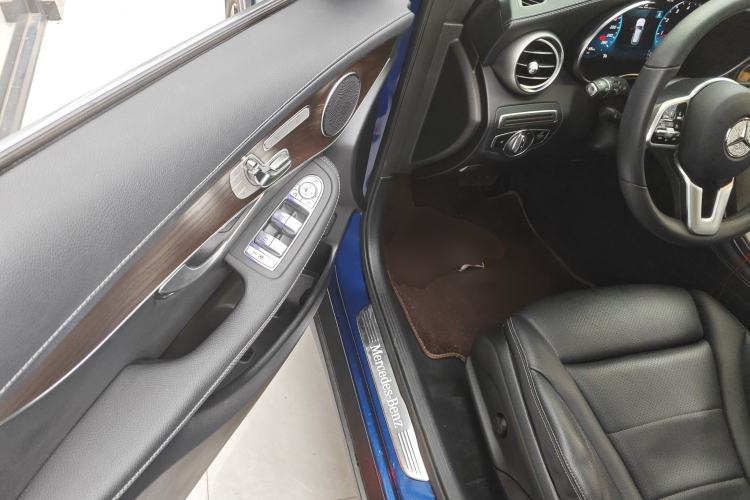 Used Mercedes-Benz GLC 2020 Facelifted GLC 260 L 4MATIC Dynamic Edition Driver Seat