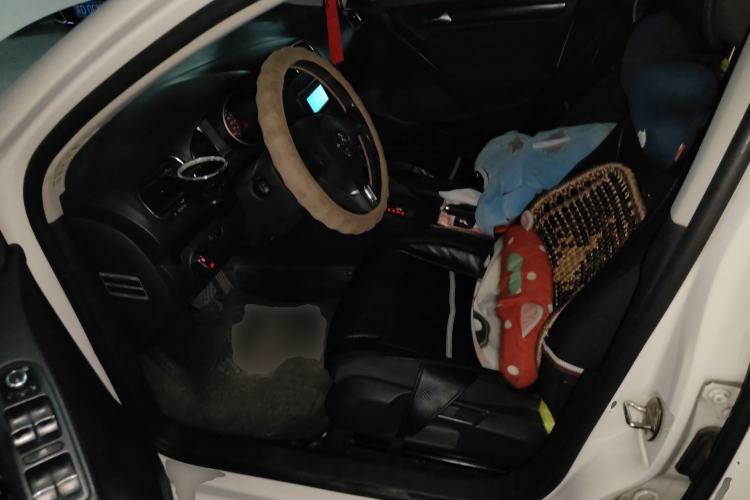 Used Volkswagen Golf 2012 1.6L Automatic Comfort Model
