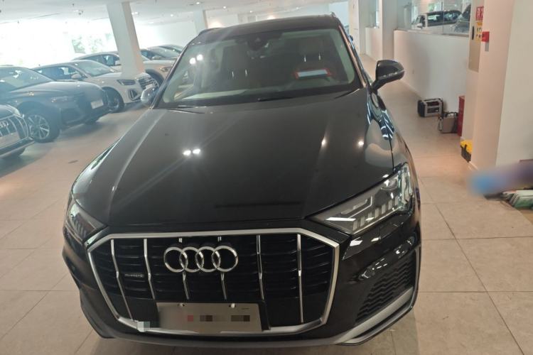 Used Audi Q7 2023 55 TFSI quattro S line Sport Edition
