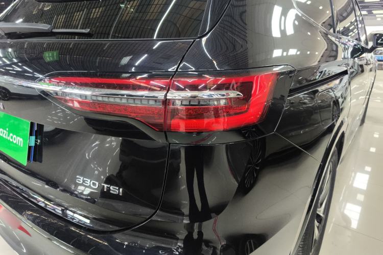 Used Volkswagen Viloran 2020 330TSI Luxury Edition
