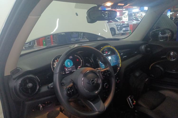 Used MINI MINI 2022 1.5T COOPER Artist