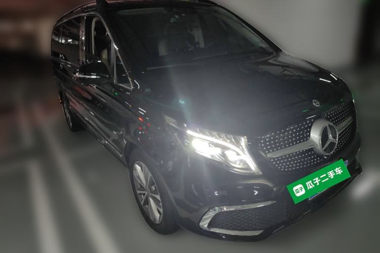 Used Mercedes-Benz V-Class 2022 V 260 Avantgarde Edition
