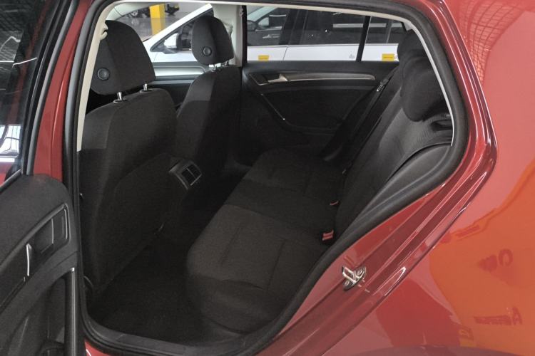 Used Volkswagen Golf 2015 1.6L Automatic Comfort Model
