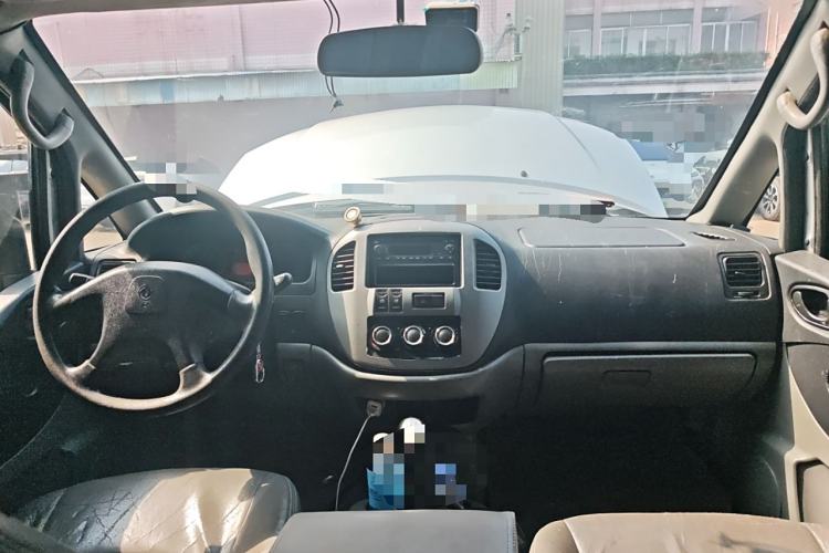 Used FORTHING Lingzhi 2013 M3 1.6L 7-Seater Luxury Model
