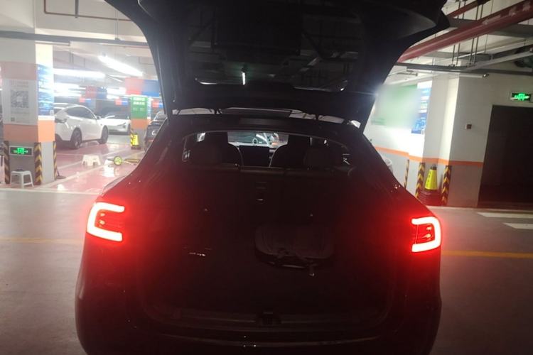 Used Tesla Model Y 2024 Rear-Wheel-Drive Version