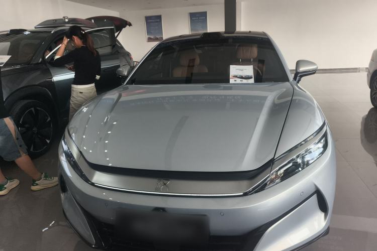 Used BYD Han L 2025 EV Four-Wheel Drive LiDAR Flagship Model