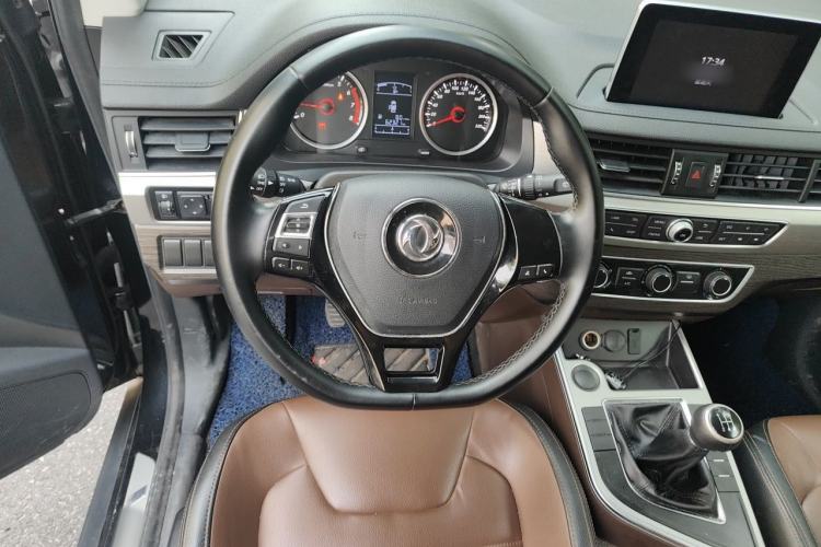 Used FORTHING SX6 2018 1.6L Manual Luxury Model

