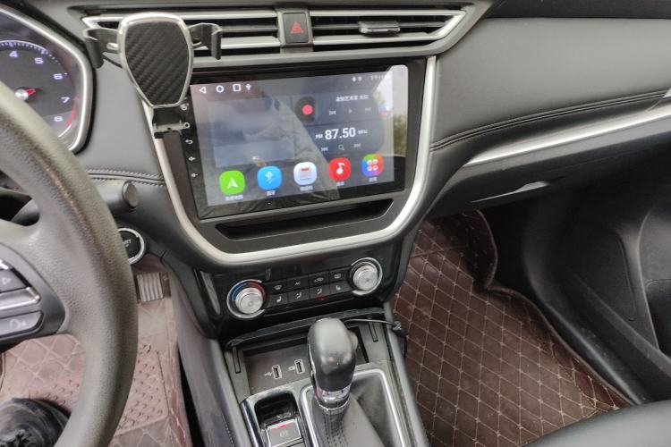 Used Roewe RX3 2018 1.6L CVT Flagship Edition Audio And AC Panel