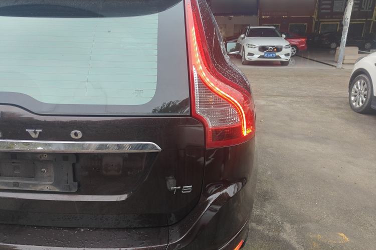 Used Volvo XC60 2017 T5 Smart Upgrade Edition
