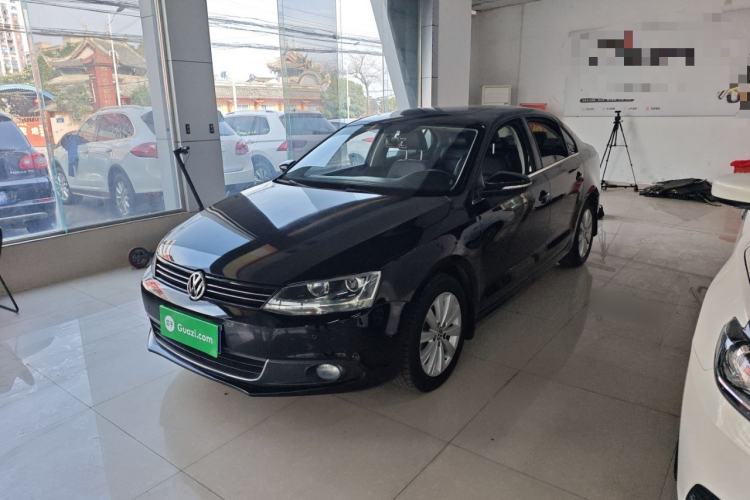 Used Volkswagen Sagitar 2014 Revised Version 1.4TSI Automatic Luxury Edition
