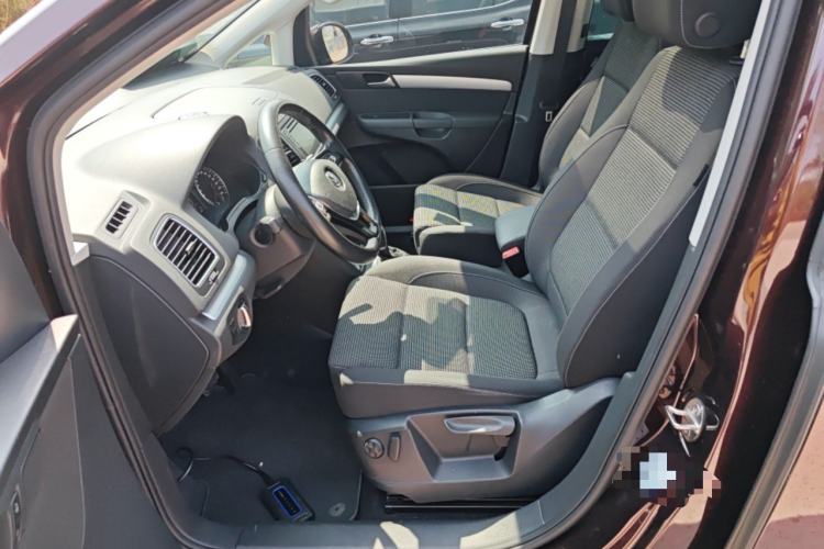 Used Volkswagen Sharan 2018 Revised Version 380TSI Comfort Edition 7-Seater
