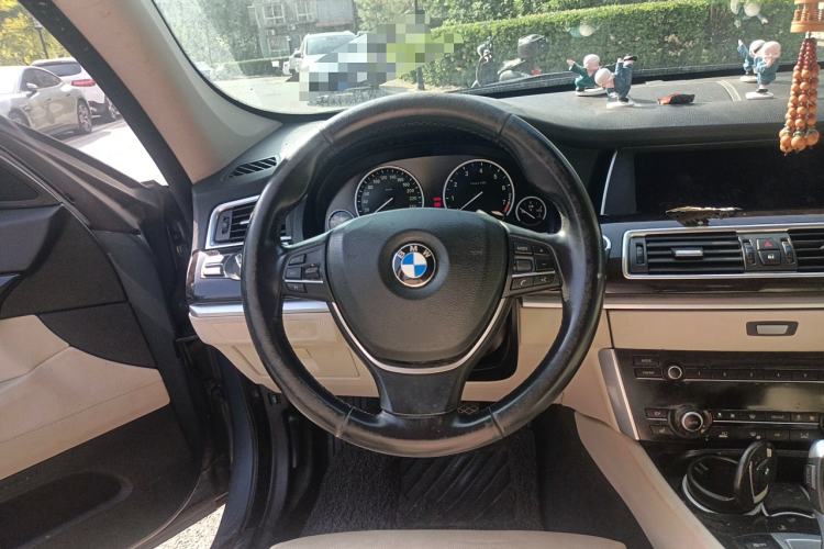Used BMW 5 Series GT 2013 535i Leading Model Steering Wheel
