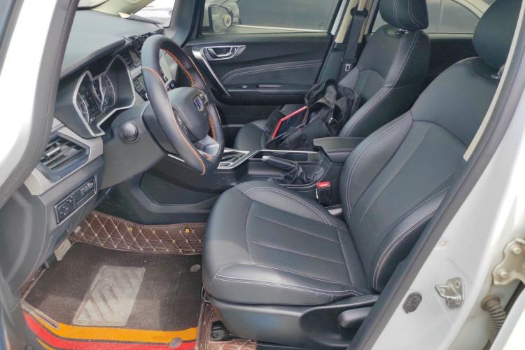 Used Geely Auto Vision X3 2019 Upgraded Model 1.5L CVT Elite Version Left Front Seat