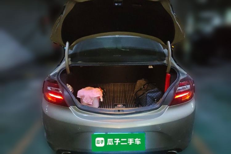 Used Buick Regal 2014 1.6T Fashionable Tech Edition Trunk