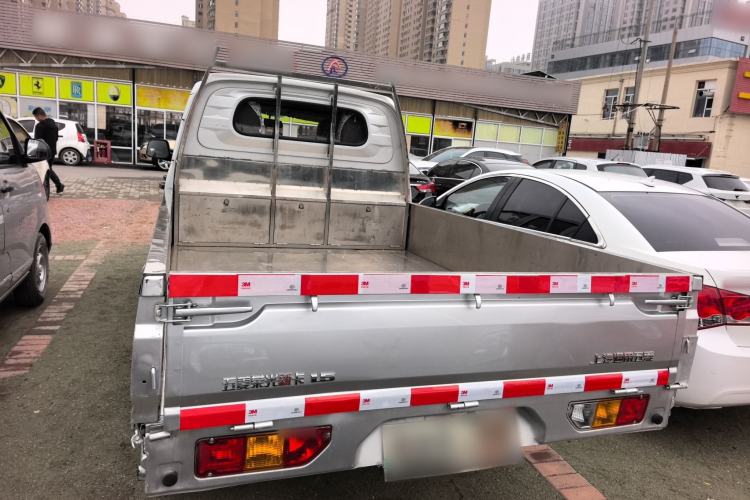 Used Wuling Rongguang New Truck 2019 1.5L Double-Cab China VI L3C Exterior 5