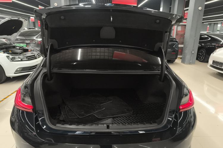 Used BMW i3 2025 eDrive 35 L