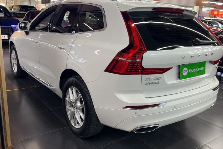 Used Volvo XC60 2021 T5 4x4 Smart Luxury Edition
