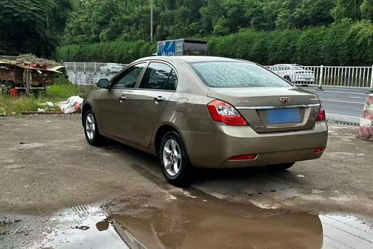 Used Geely Auto Classic Emgrand 2013 Sedan 1.5L Manual Entry-Level Model Exterior 3