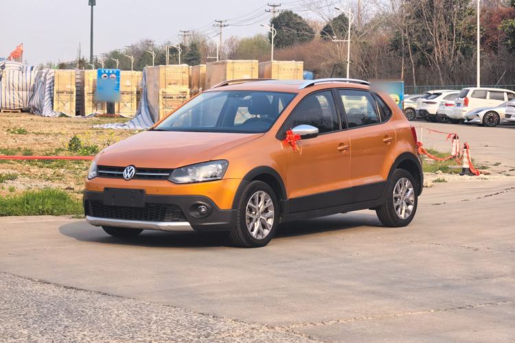 Used Volkswagen Polo 2016 1.6L Cross Polo Automatic