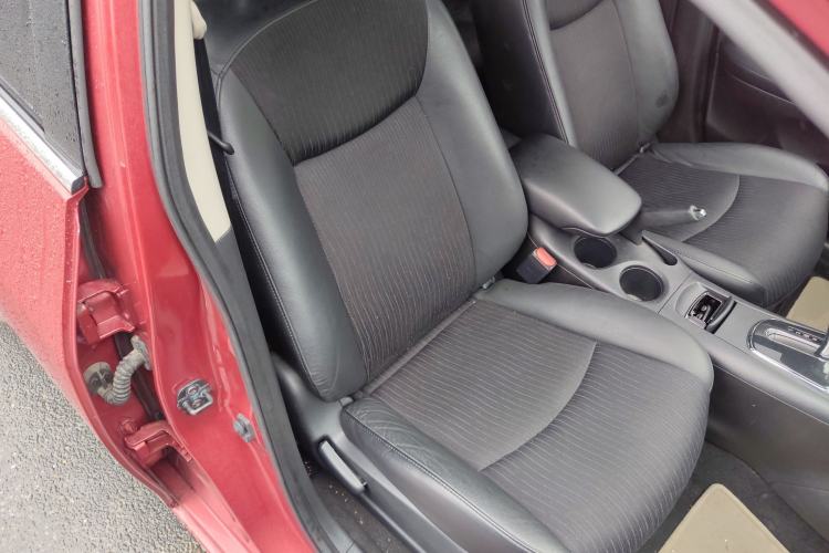 Used Nissan Tiida 2011 1.6L CVT Smart Version
