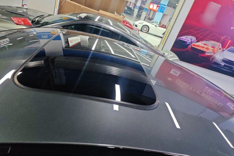 Used Mercedes-Benz CLS 2018 CLS 300 Dynamic Edition Roof