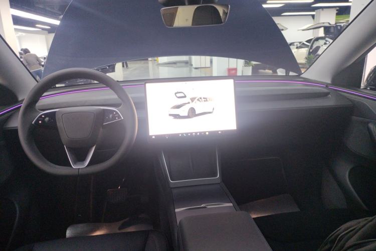 Used Tesla Model Y 2025 Long-Range All-Wheel Drive First Edition