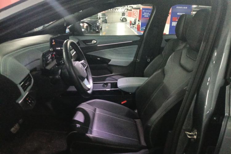 Used Volkswagen ID.4 X 2022 Pure Long-Range Version Left Front Seat