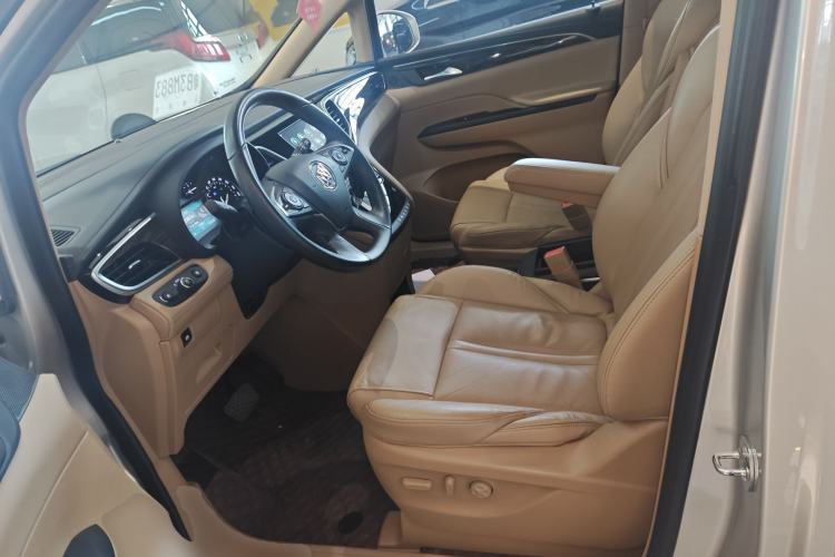 Used Buick GL8 2017 ES 28T Luxury Model China V Standard
