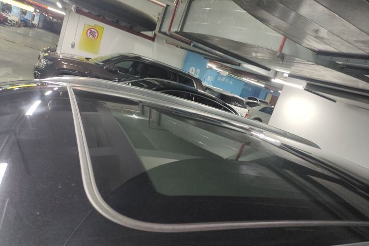 Used Hongqi HS5 2022 Revised Version 2.0T Smart Connect Flagship Edition
