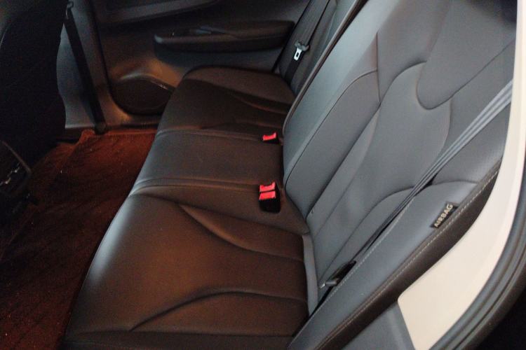 Used Hongqi E-QM5 2022 431 km Charge & Enjoy Edition
