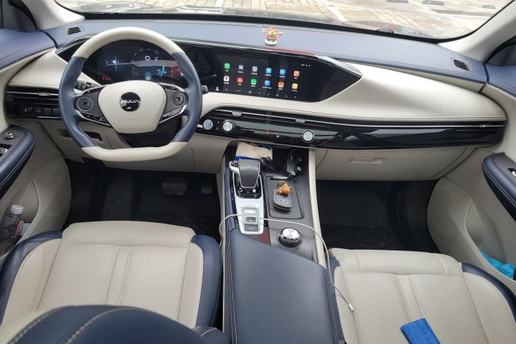 Used Dongfeng Aeolus Huge 2022 Mach Dual-Motor 1.5T MHD Dare-to-Dream Edition