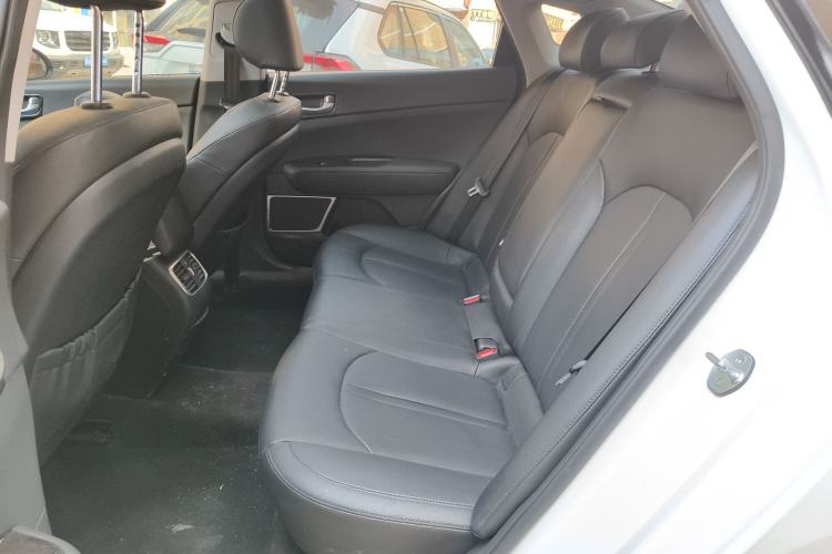 Used Kia K5 2016 2.0L Automatic LUX