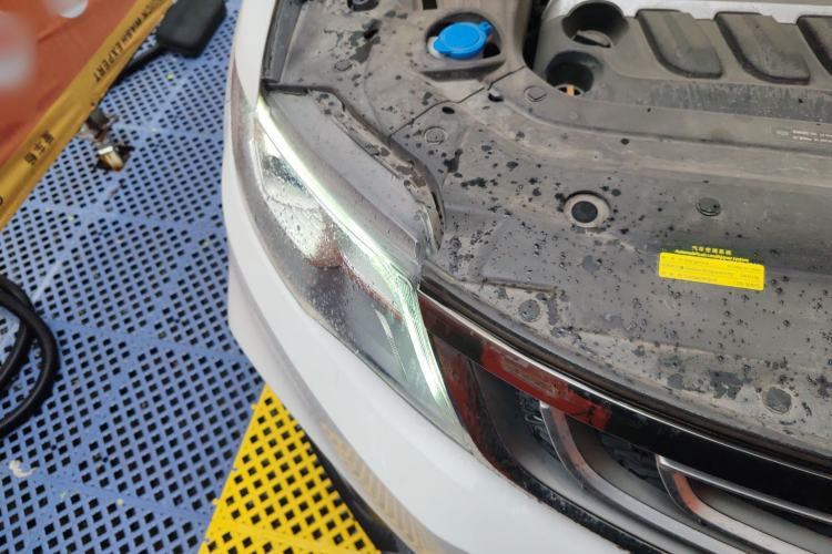 Used Geely Auto Emgrand X7 Sport 2020 1.8TD DCT Two-Wheel Drive Smart Connect 4G-Enabled Version
