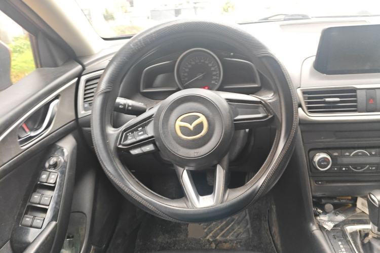 Used Mazda 3 Axela 2017 Sedan 1.5L Automatic Luxury Model Emission Standard China V