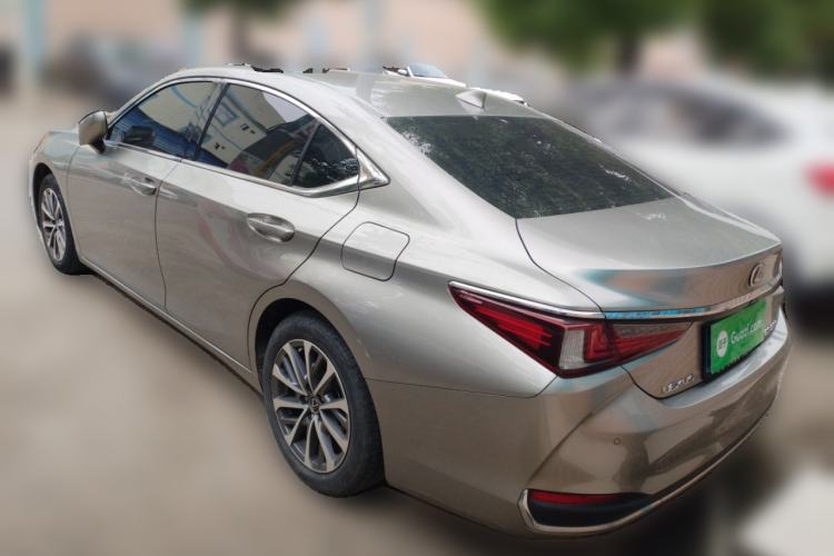 Used Lexus ES 2023 200 Excellence Edition Rear Left 45 Deg