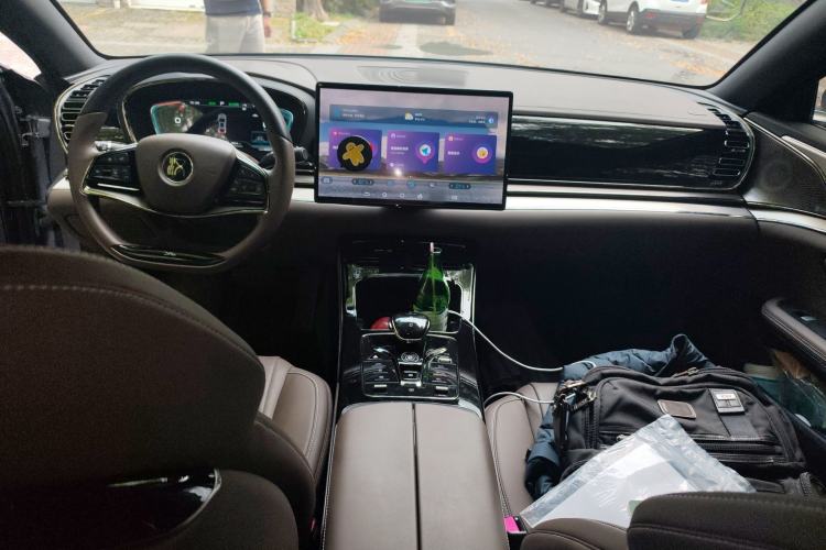 Used BYD Han 2020 EV Long-Range Luxury Model Interior 2