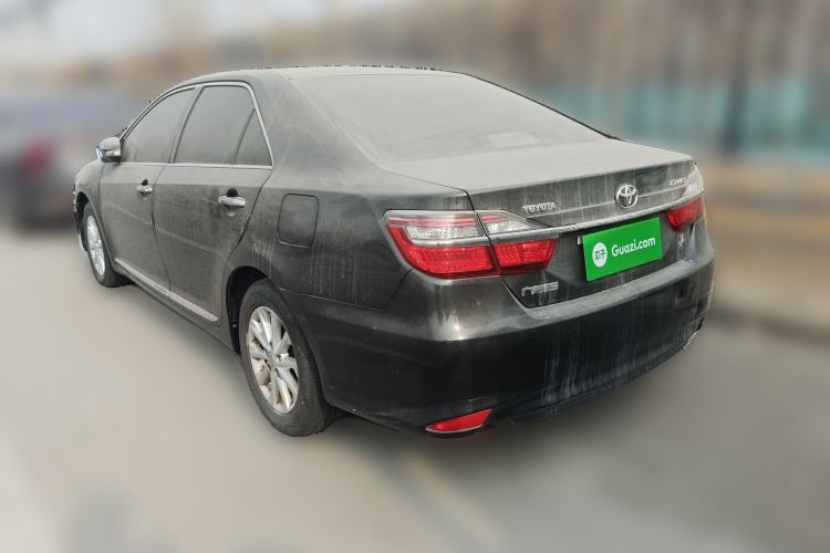 Used Toyota Camry 2016 2.0E 10th Anniversary Elite Edition
