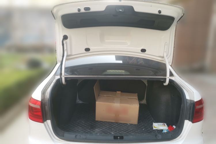 Used Volkswagen Lavida 2013 Revised Classic 1.6L Manual Fashion Edition
