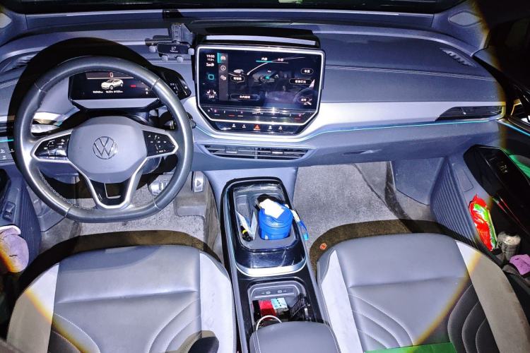 Used Volkswagen ID.4 CROZZ 2022 Long-Range Lite PRO Edition Center Console